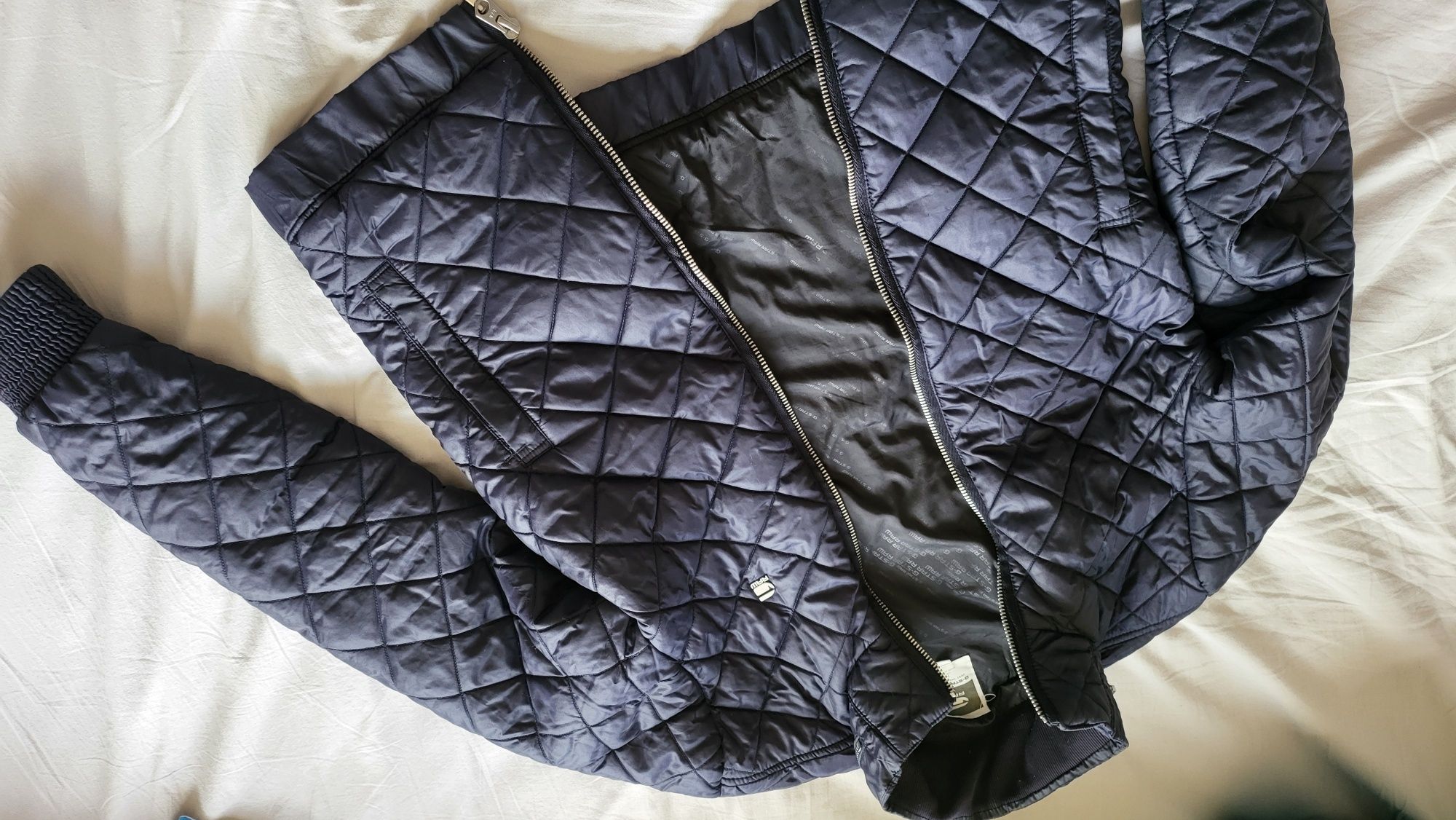 G-star ,size L, тъмно син цвят ново оригинално яке - 200лв