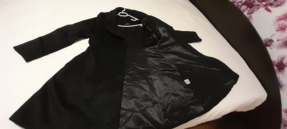 Приятно меко и топло дамско палто