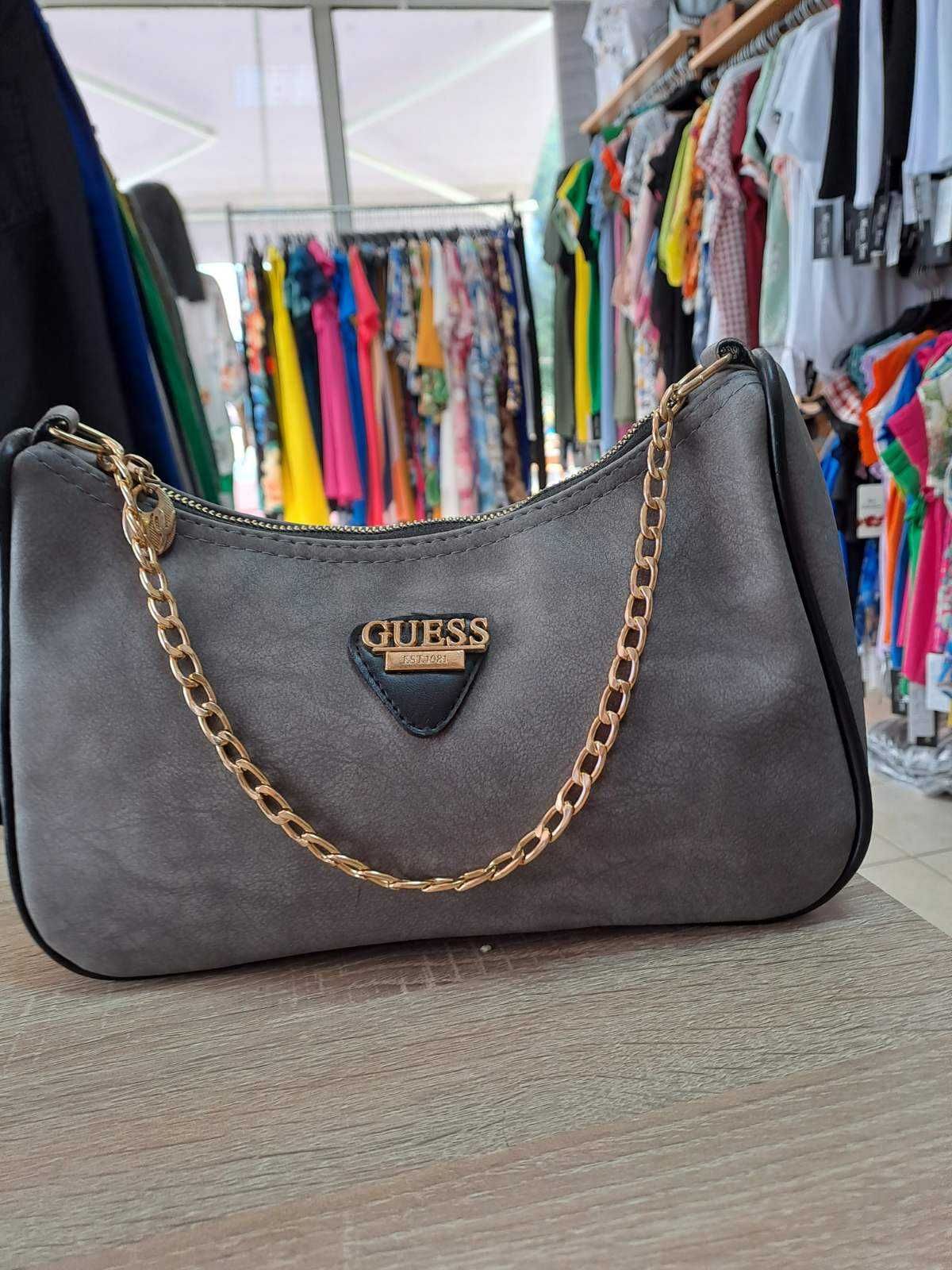 Чантичка на "GUESS "