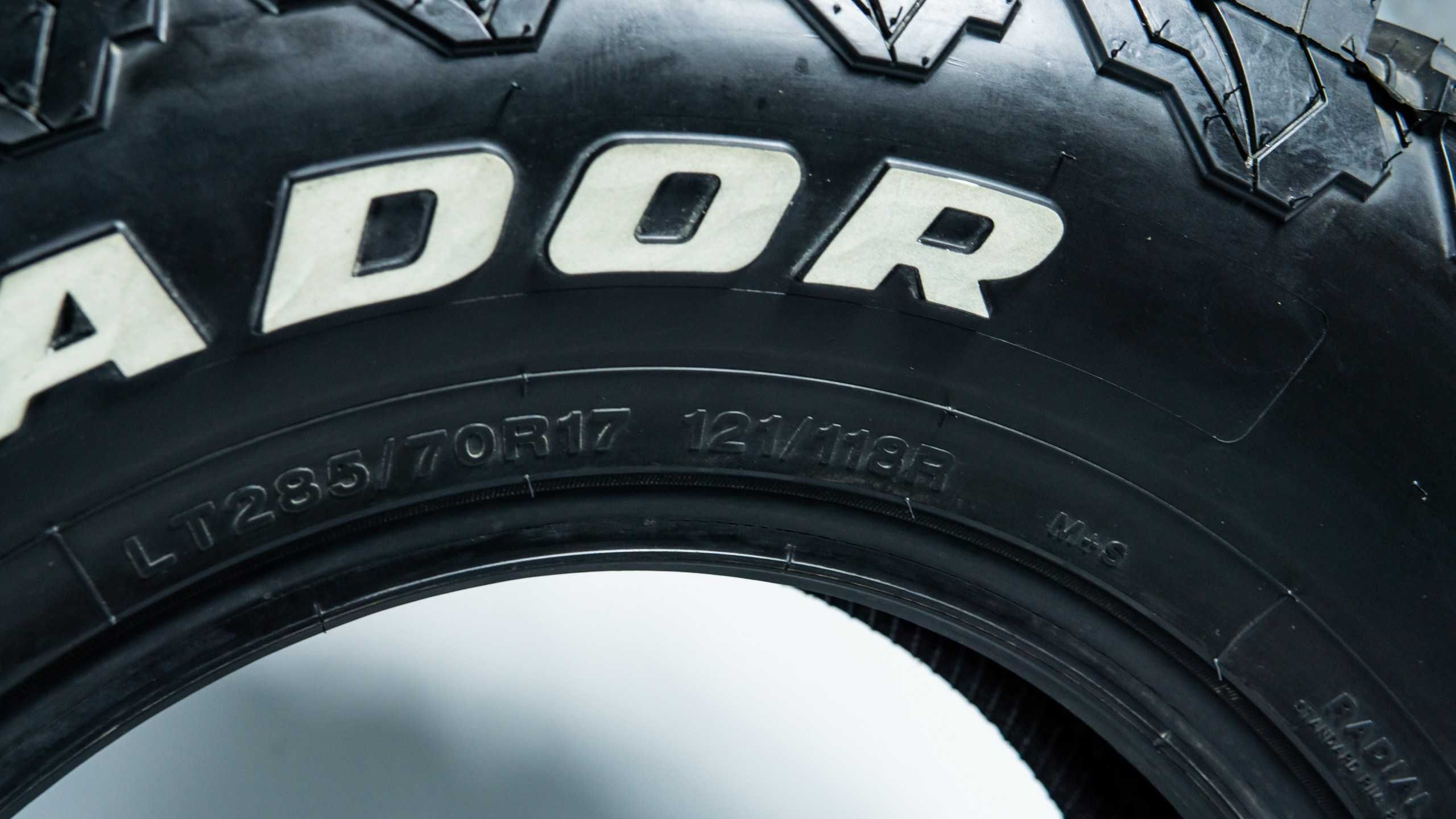 LT285/70R17	121/118R 10PR  — Tourador X FORCE A/T-II