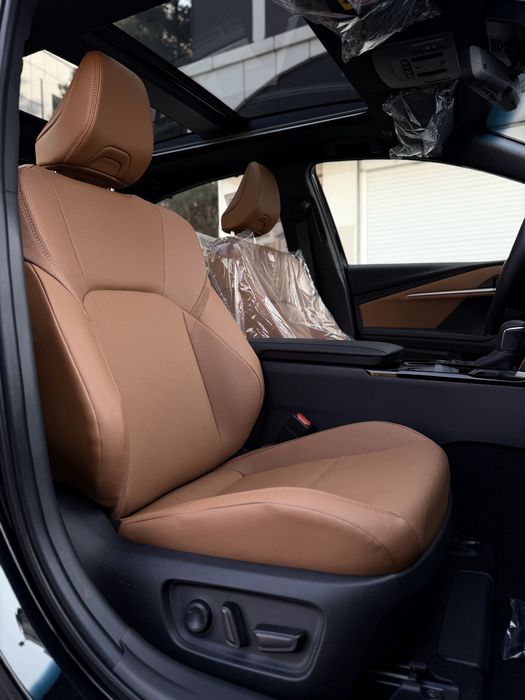 Toyota Camry Hybrid Limited 2025