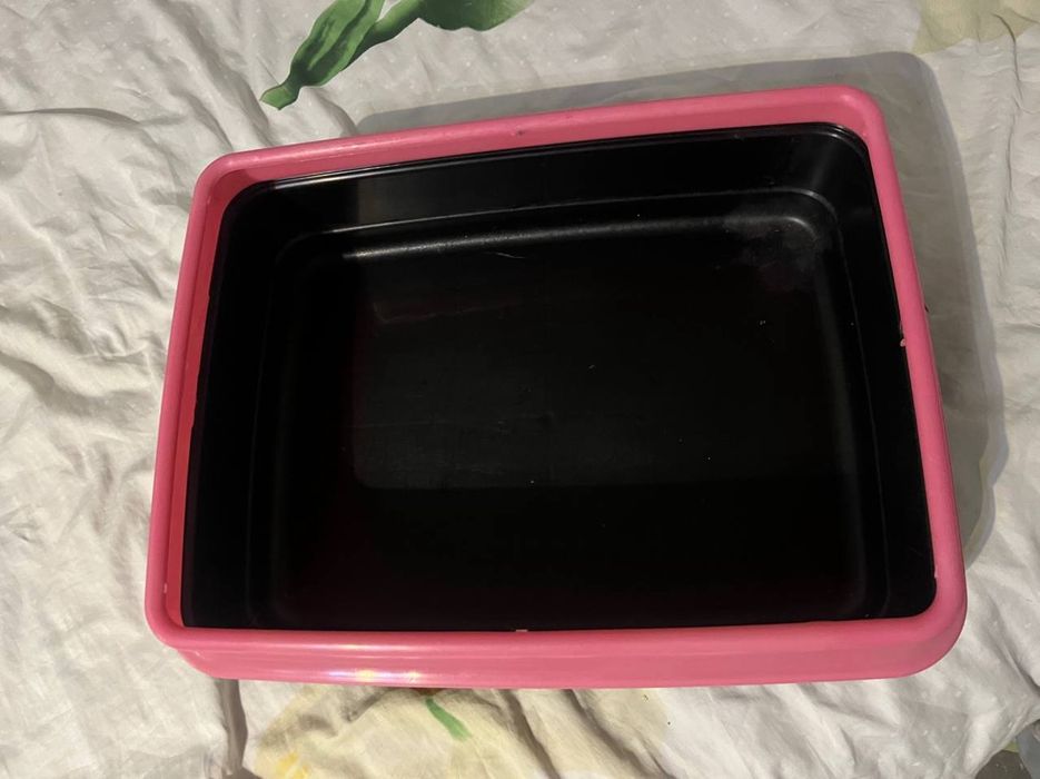 Продам большой лоток для кошек