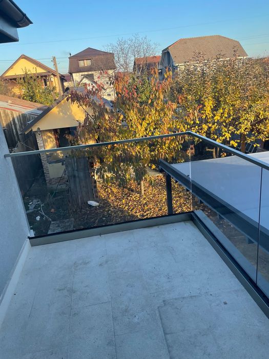 Balustrada din sticla