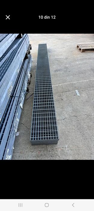 Trepte zincate modele si dimensiuni diferite din rigola sau grilaj
60-