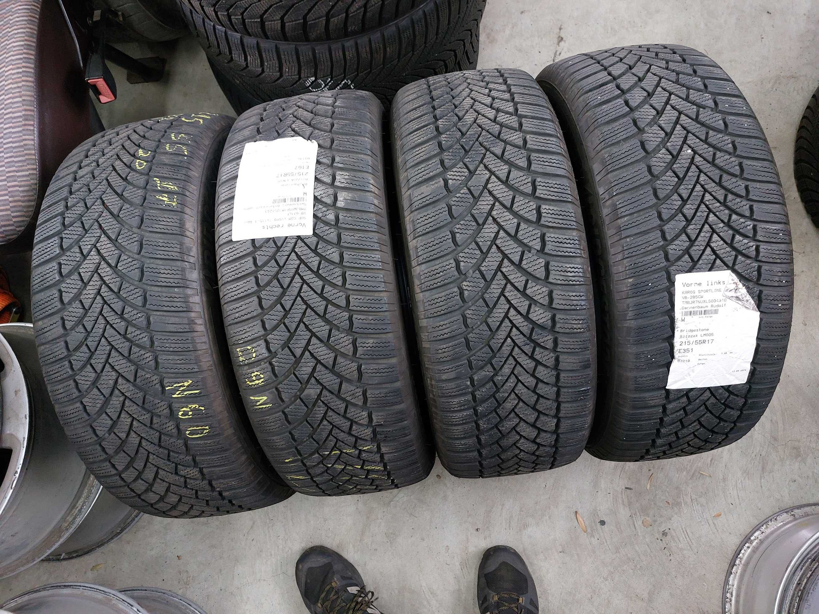 4бр зимни гуми Bridgestone 215 55 17 dot2520
