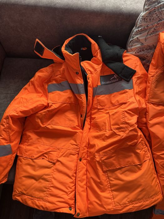 Продается зимняя спецовка