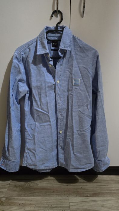 Риза Boss и Armani Exchange