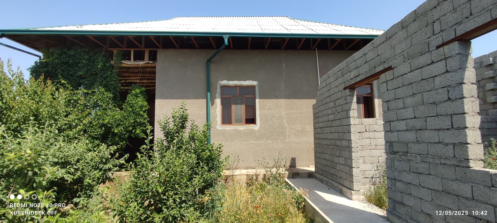4 Sotixli uy sotiladi 5 xona yashashga tayyor holatda