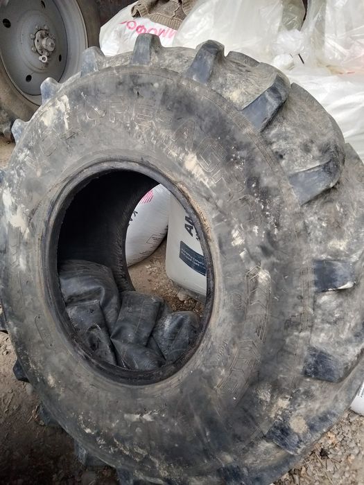 18.4 R 24 Вектор задний шины