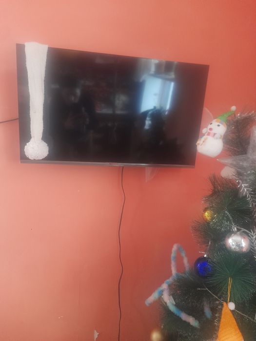 Смарт телевизор Shivaki 32 дом Б/У