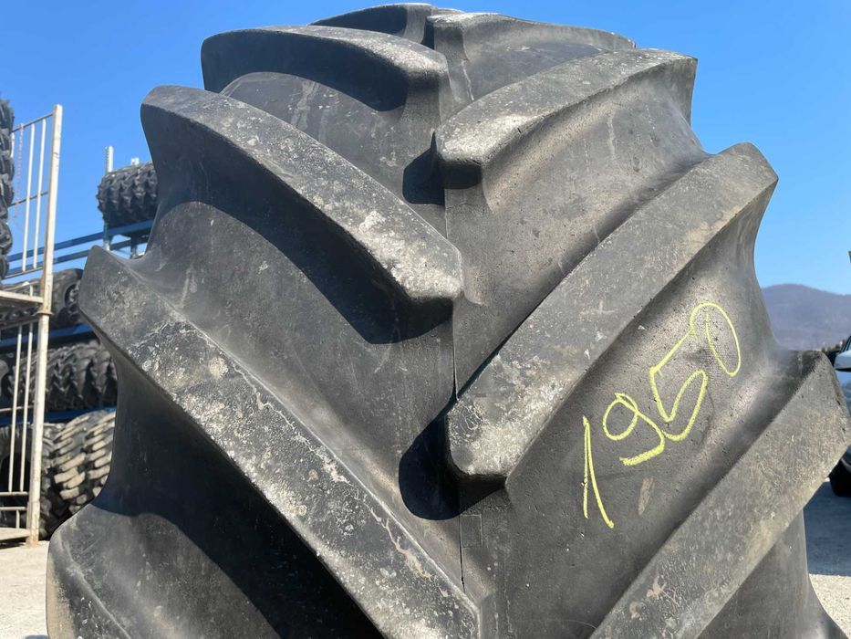 600/65r28 cauciucuri second hand pt john deere fata