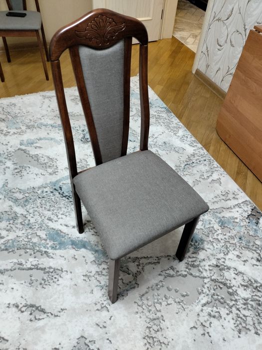 Стулья для гостинной