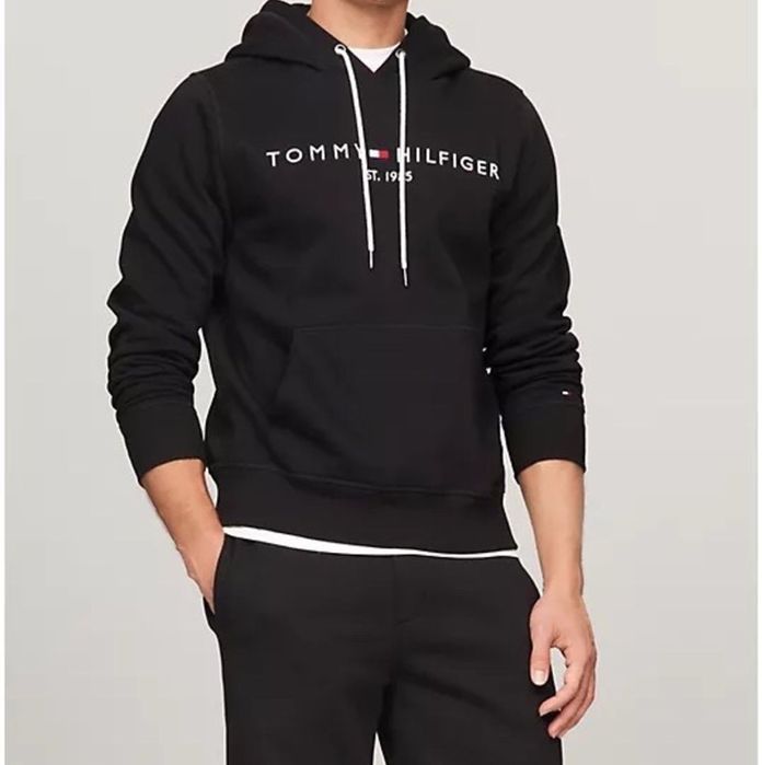 Продам новый костьм томми