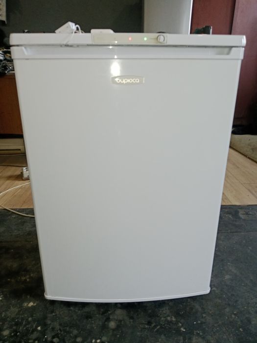 Продам морозильную камеру бирюса.
