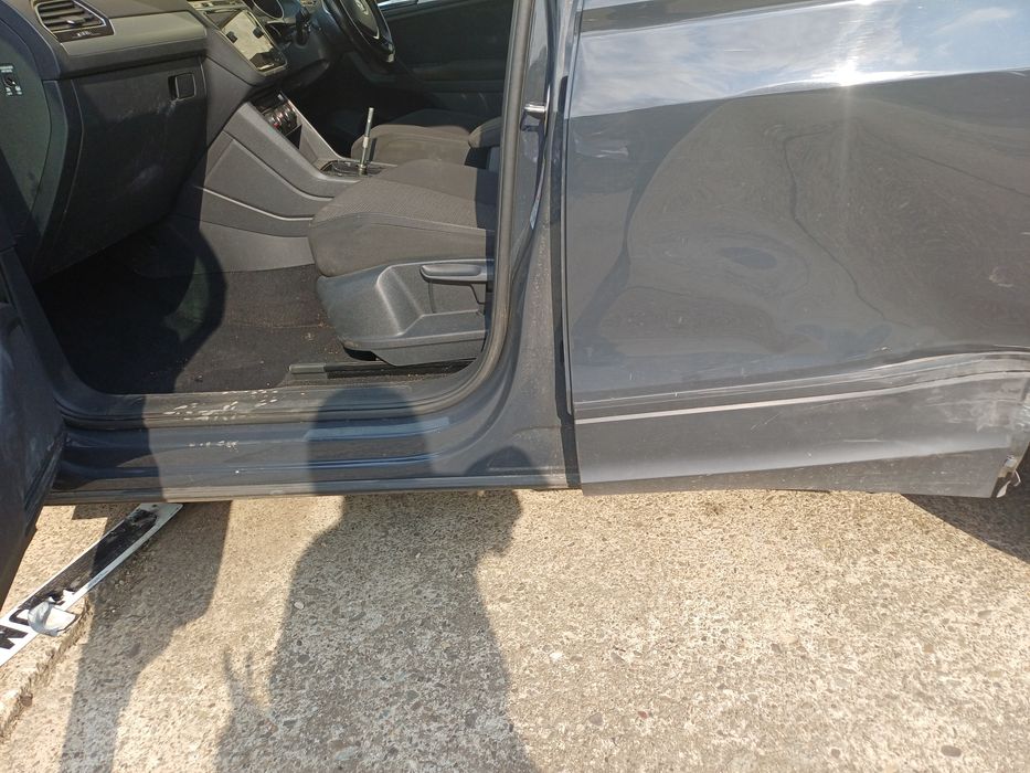 prag stanga tabla volkswagen tiguan 2.0 motorina 2017