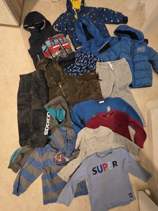 Голям лот дрехи 4-6г за момче
