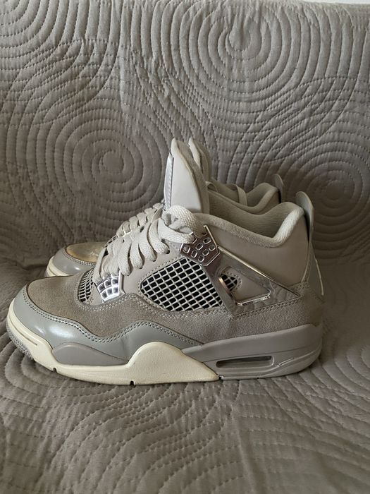 jordan 4 frozen moments
