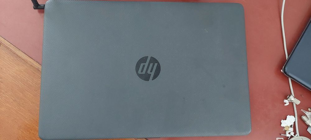 Laptop HP 15s-fq2026nq cu procesor Intel® Core™ i3-1115G4 pana la 4.10