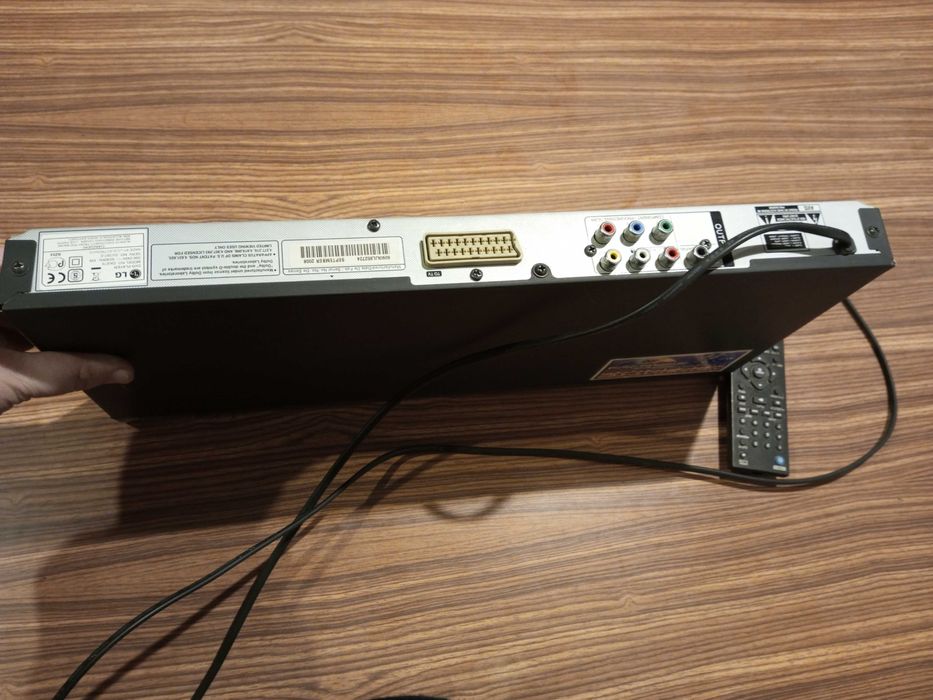 Продам DVD на запчасти, 2 штуки