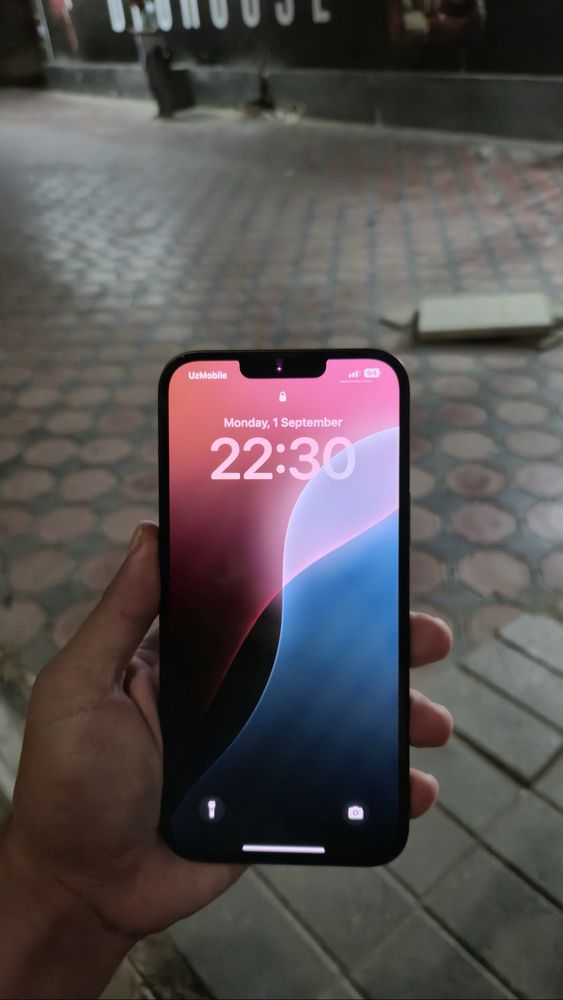 Iphone 14 plus ideal