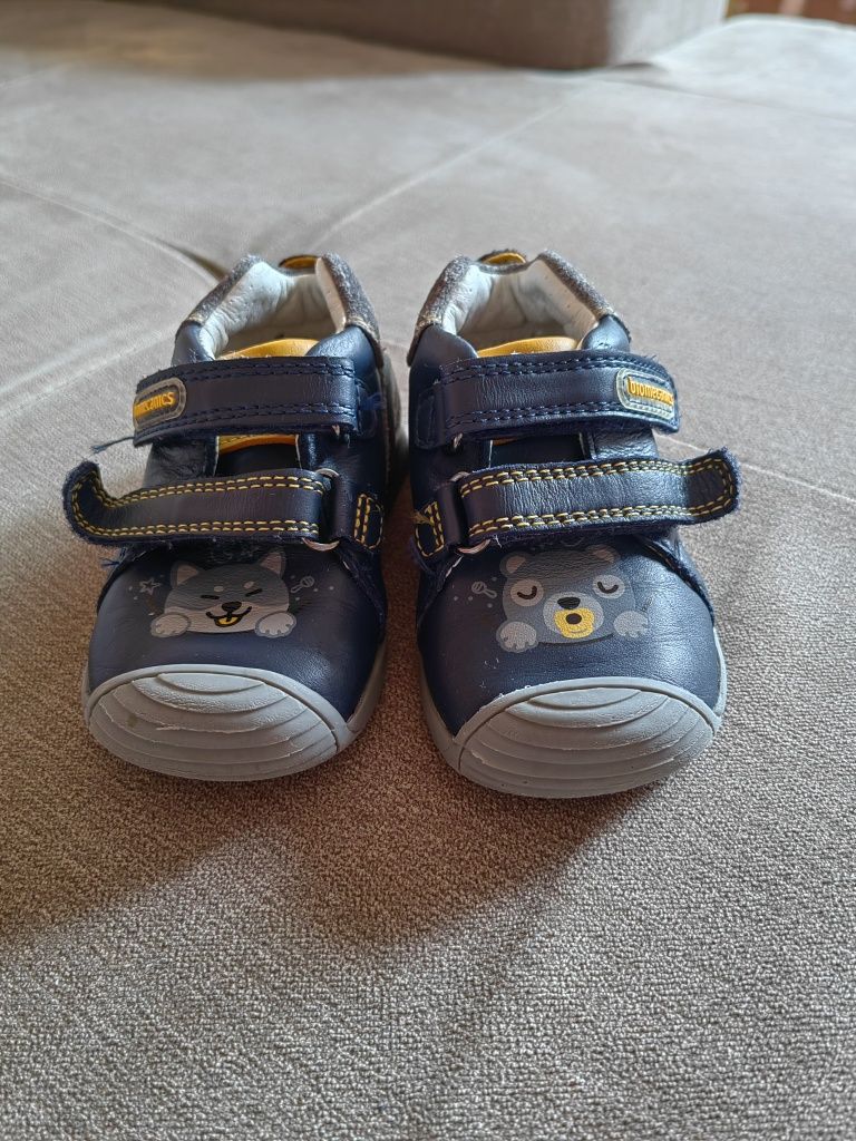 Обувки за момченце