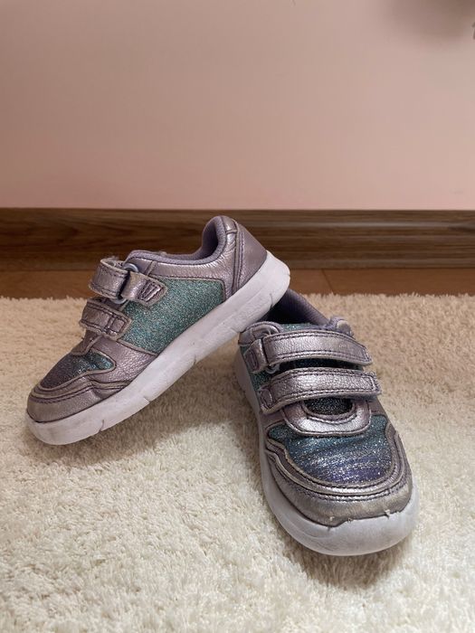 Детски обувки clarks