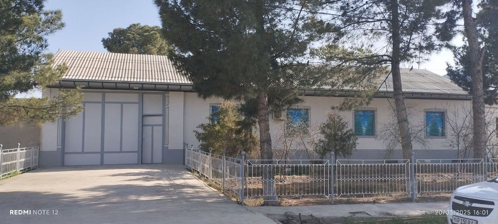 Bu uy Qashqadaryo viloyati Koson tuman paxtazor mahallasida joylashgan