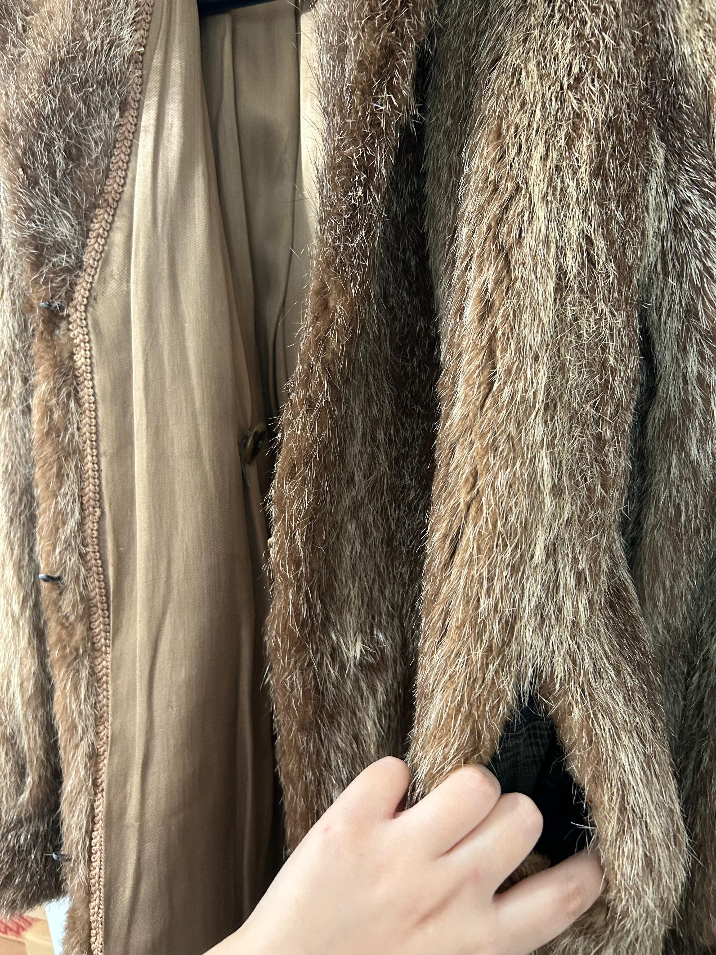 Blană naturală Echt Pelz, elegantă, stare foarte bună