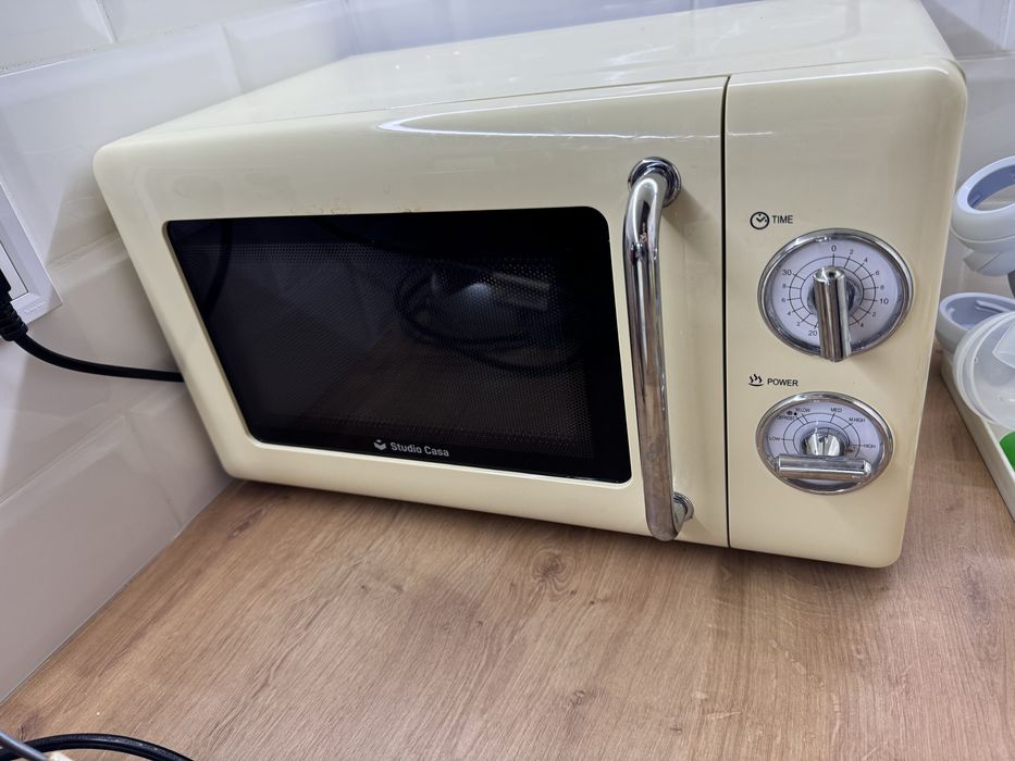 Микровълнова фурна Studio casa, Mamma Mia, ретро SC2130