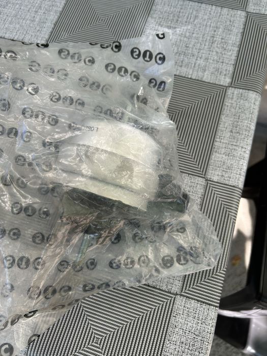Нови части за ауди а4 б5 2.5