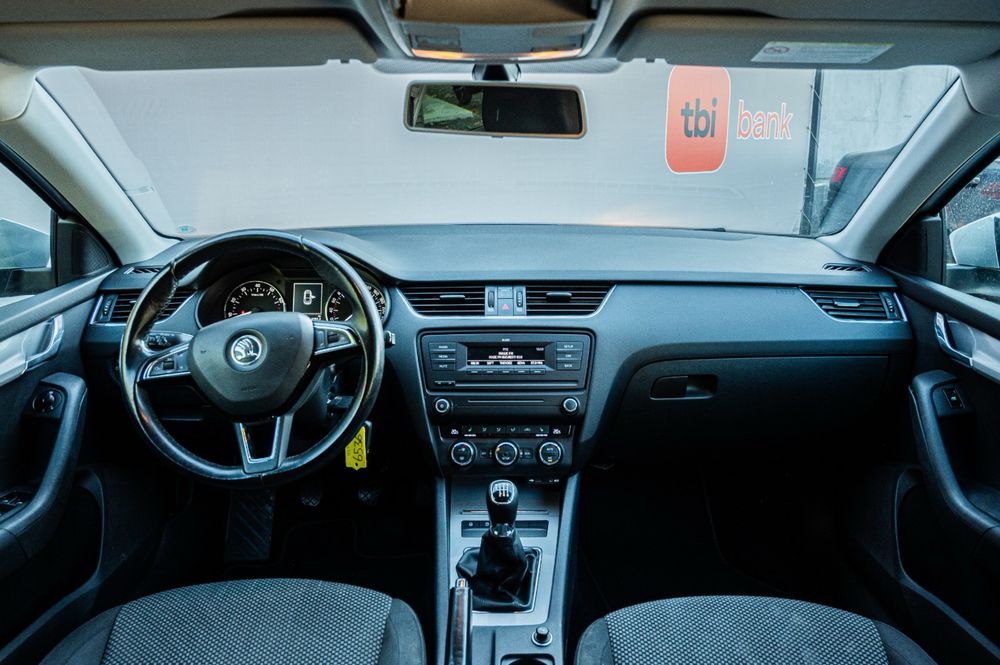 Octavia facelift -scaune incalzite - Credit auto - rate - senzori-