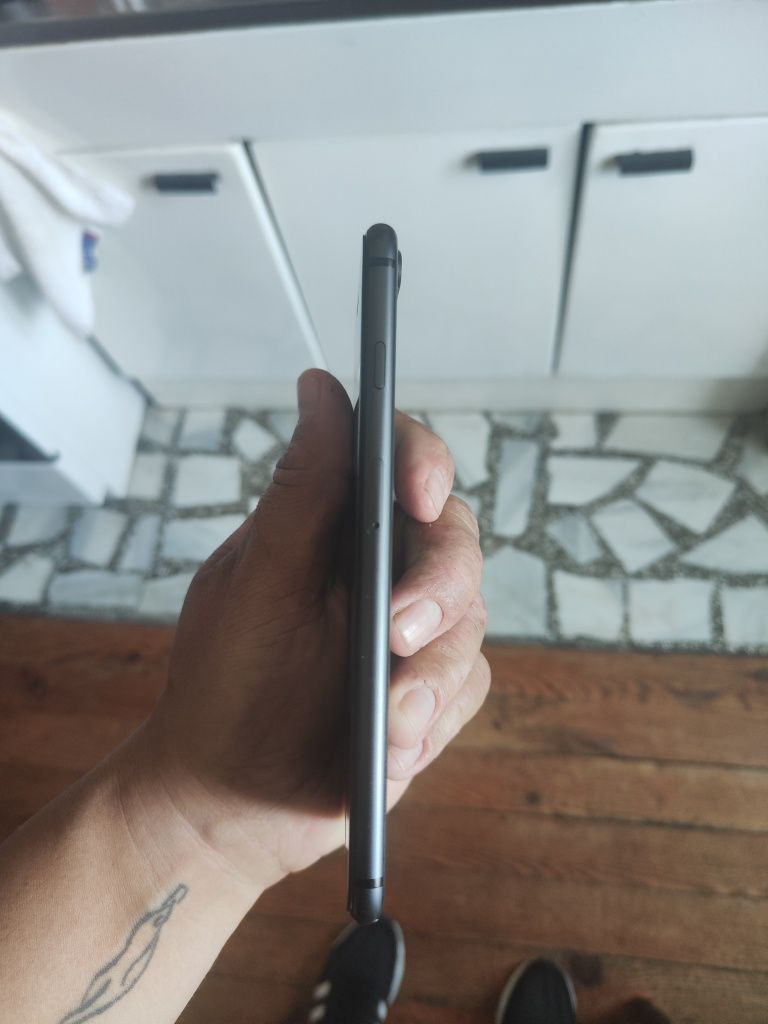 Iphone 8 plus 64 GB
