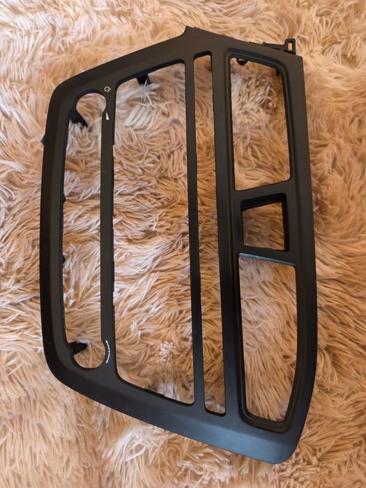 Vând radio Hyundai i 20