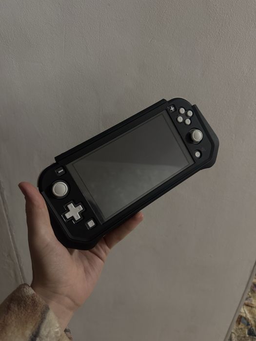 Игровая приставка Nintendo Switch Lite серый