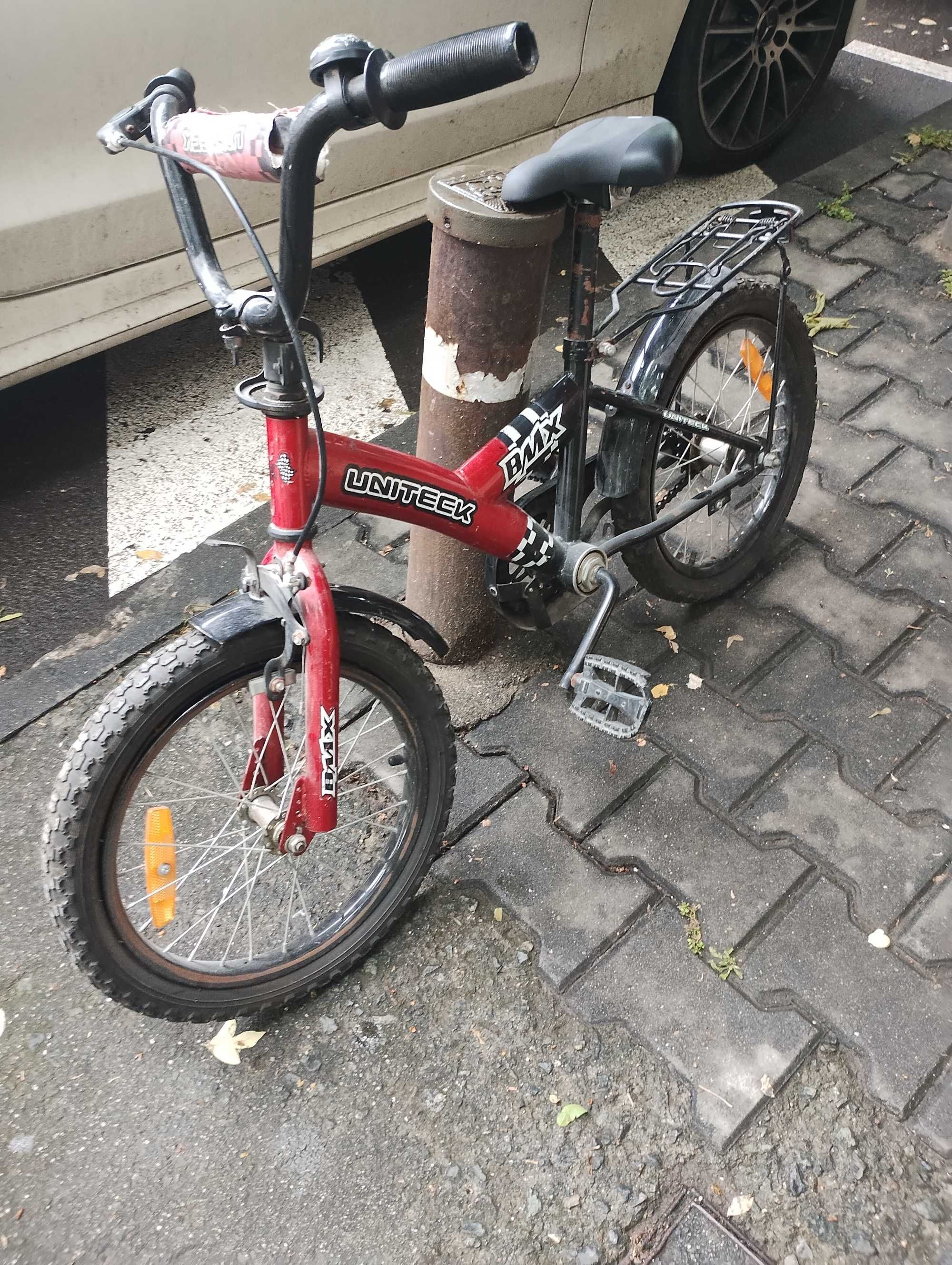 Продава детско колело BMX 16 цола.Перфектно