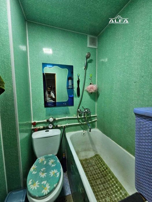 Buxoroda kvartira sotiladi 2 xonali 58m² 1-qavat.