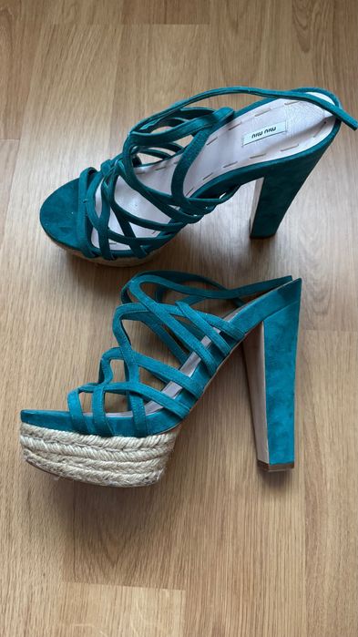 Sandale cu platforma Miu Miu