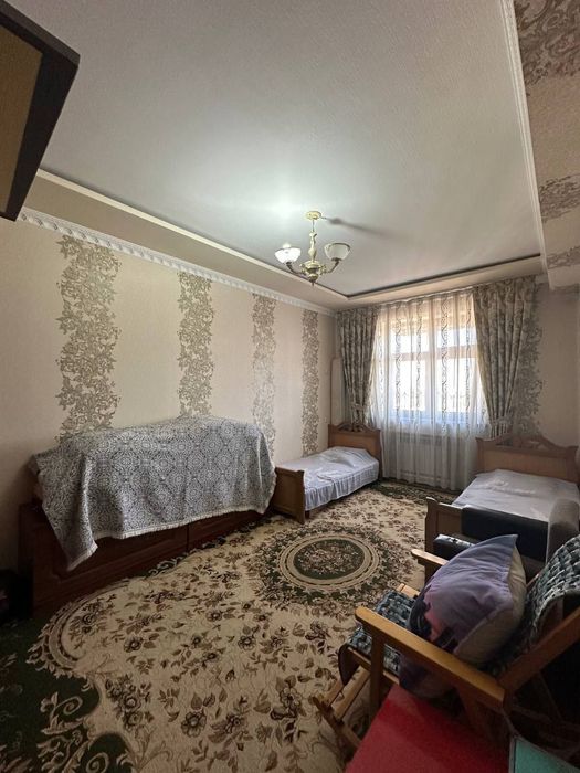 Hurafshon dom sotiladi