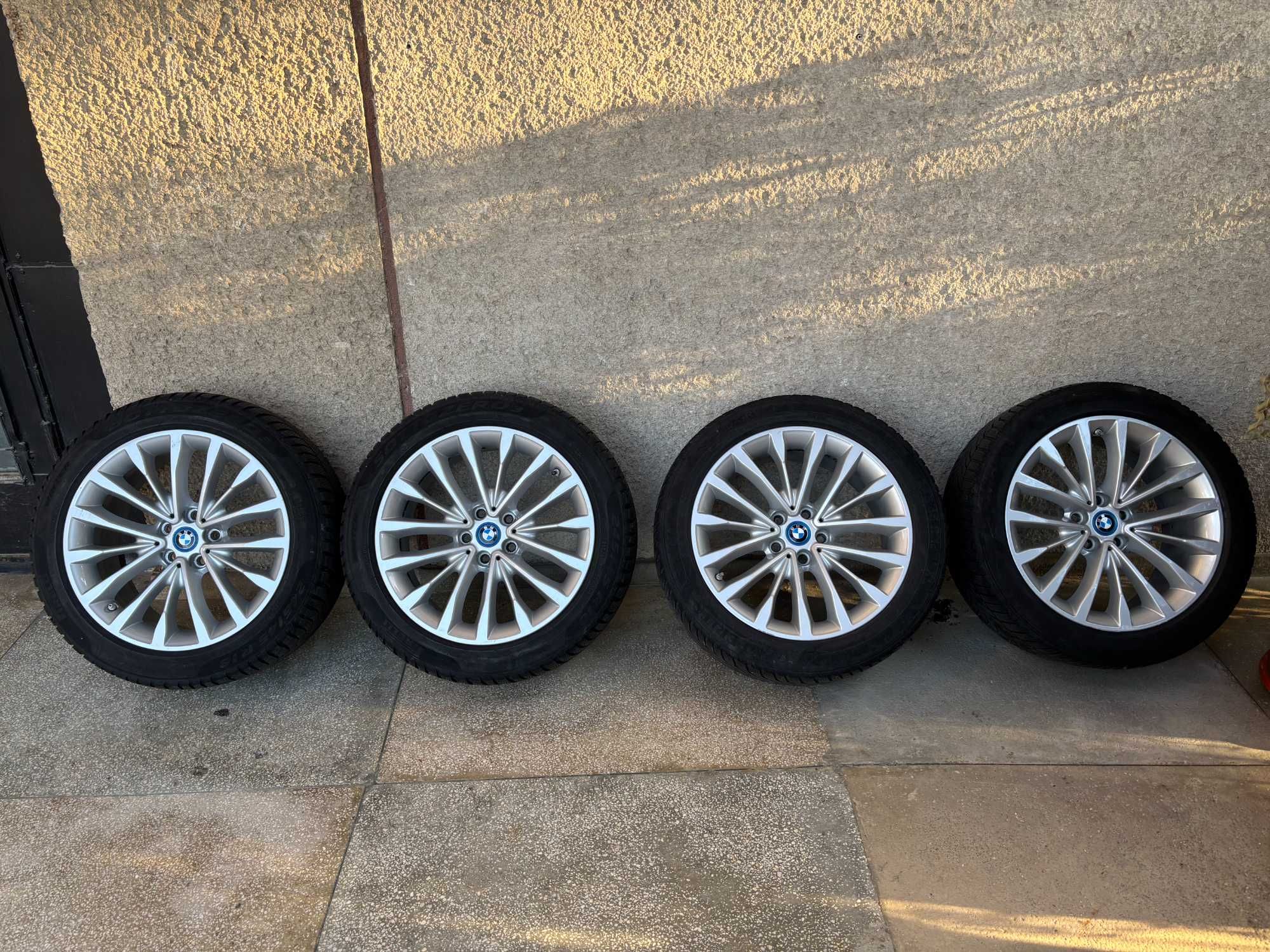 Roti Jante Aliaj BMW G30 G31 5x112 Cauciucuri 245 45 R18 W-Spoke 632