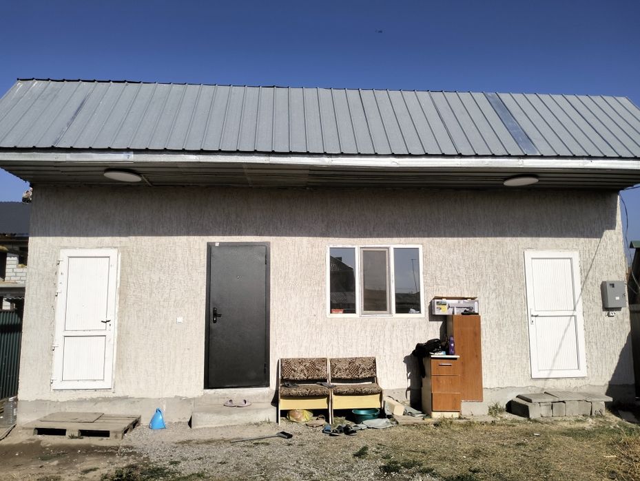 Начало Байсеркеде Орталық көшеде Времянка сатылады