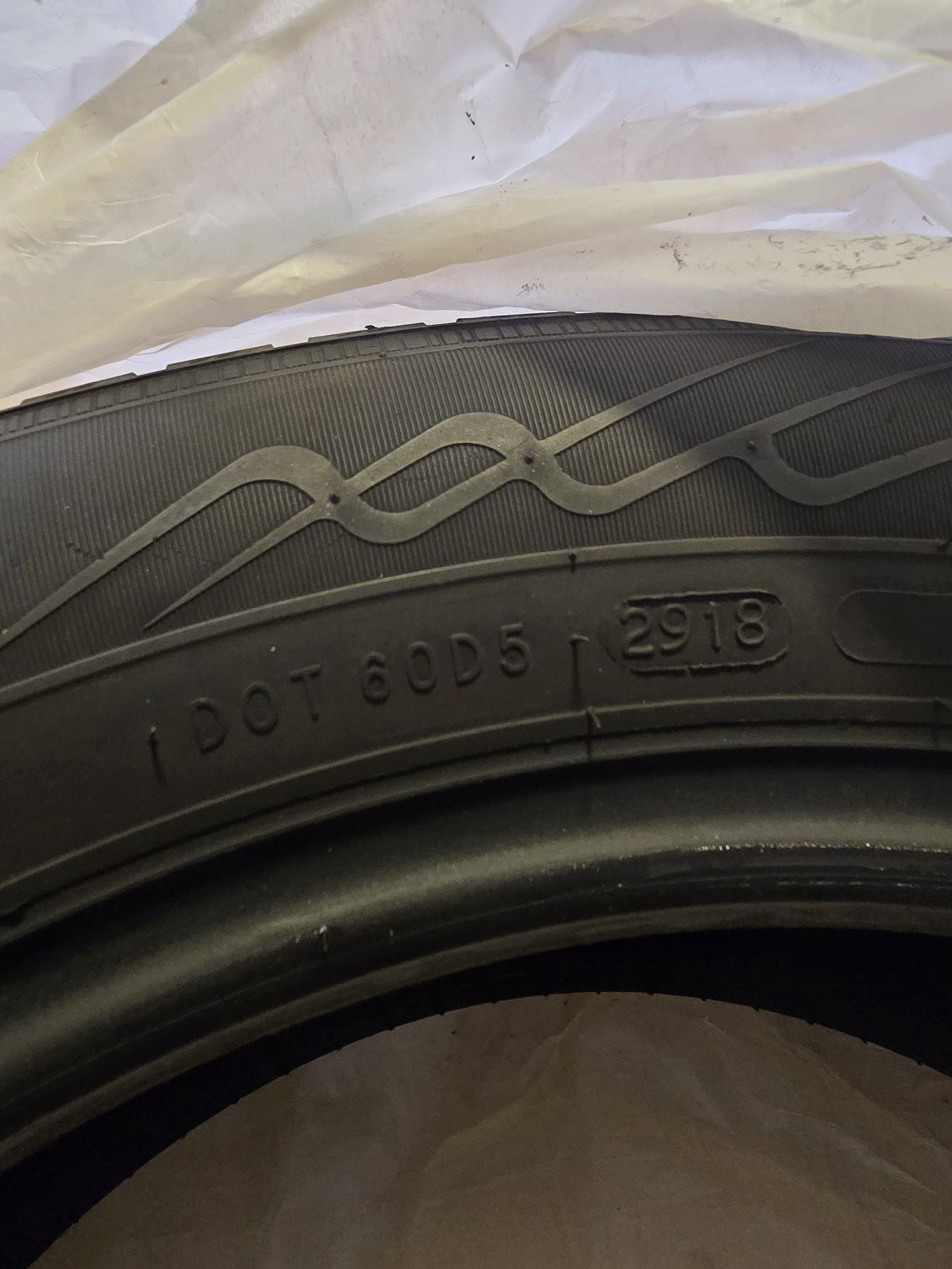 Cauciucuri iarna Nokian 215/55/R17 98V