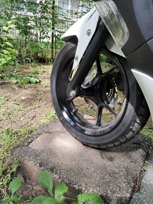 scuter NOU yamaha 155 nmax