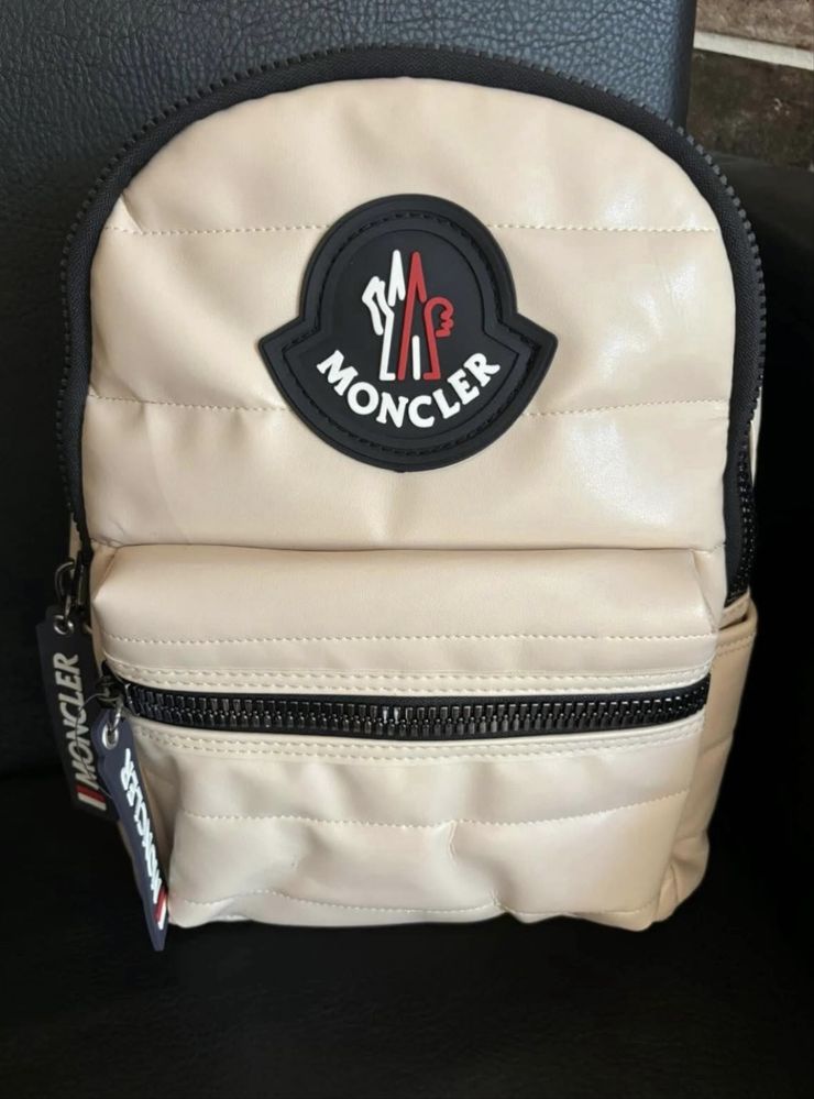 Разпродажба на Раници Moncler , Nike