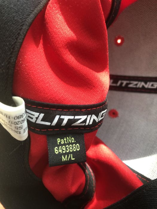 Șapcă Under Armour Blitzing – roșie