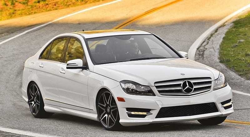 Mercedes-Benz C 300 4MATIC 7G-Tronic, 251hp, 2014