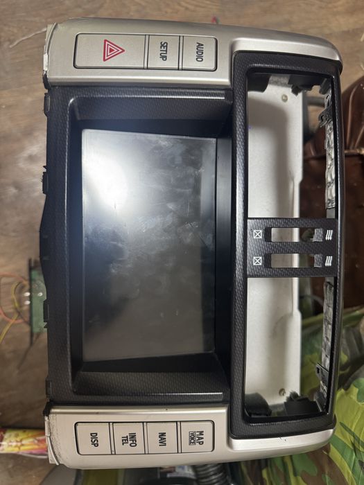 Продам родной штатный магнитолу