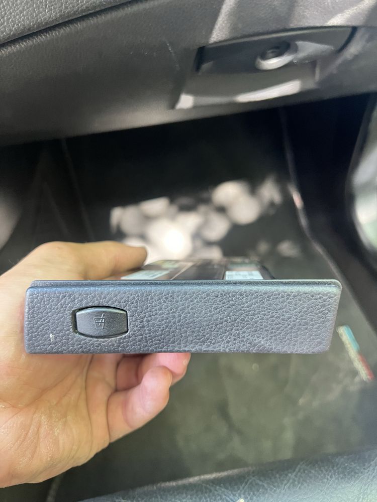 Cup holder E60 BMW