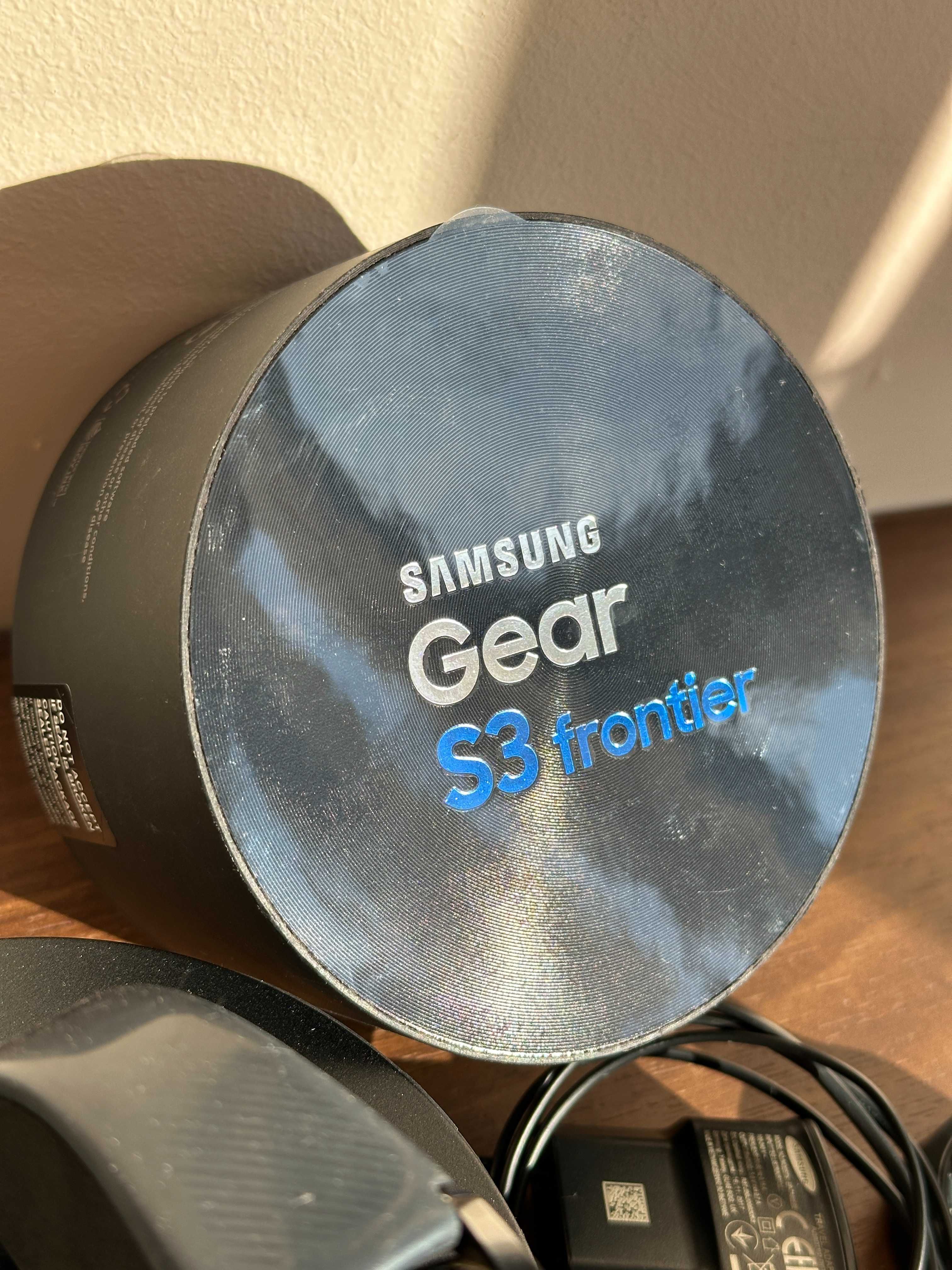 Smart часовник, Samsung Galaxy Gear S3 Frontier