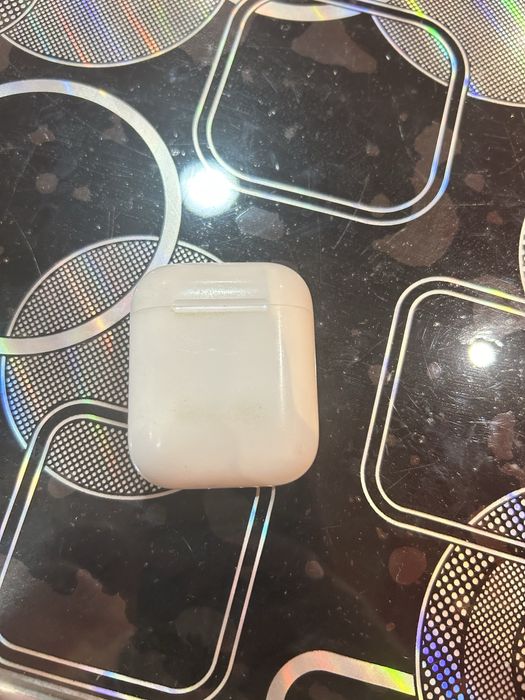 AirPods ( 2 -ро поколение
