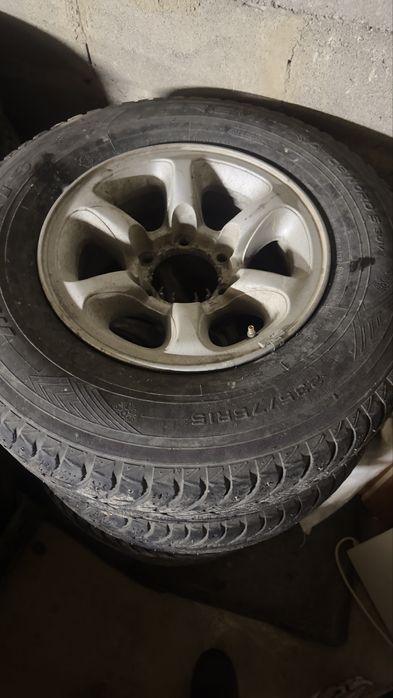 Продам диски с резиной